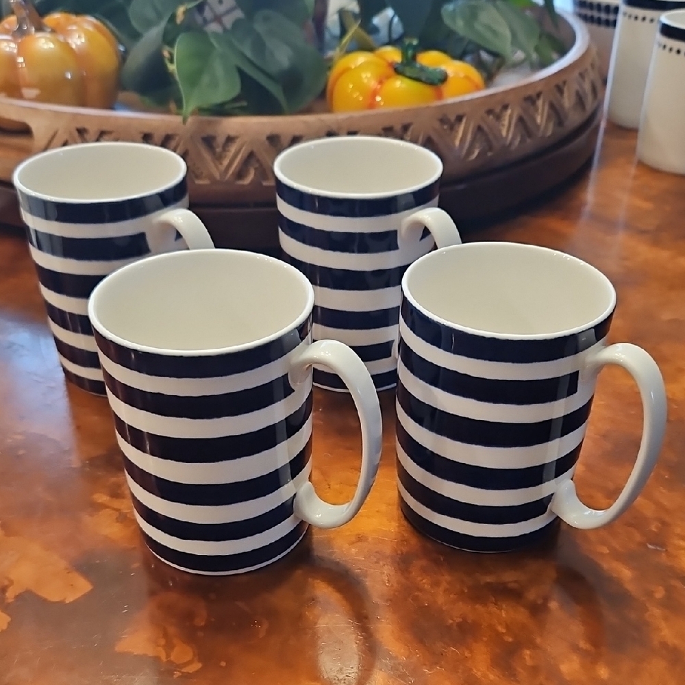 Kate Spade NY Charlotte Street North Mugs